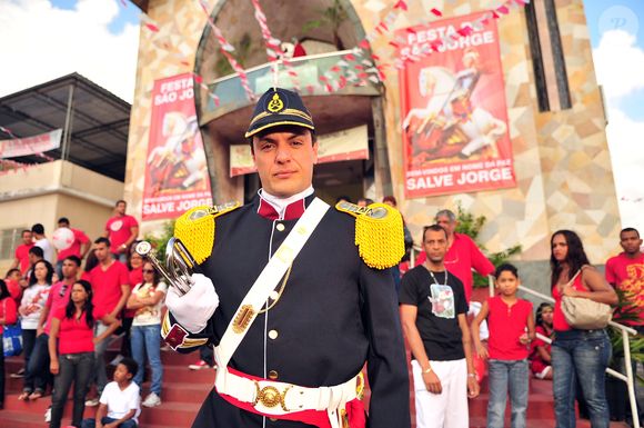 'Salve Jorge' está cotada para a vaga de 'A Viagem' após desbancar 'Avenida Brasil' no globoplay