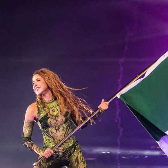 Shakira deve trazer o espetáculo ‘Las Mujeres Ya No Lloran’, que roda o mundo em turnê, para Copacabana