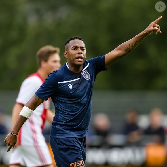 Robinho antes da condenação em 2022 foi acusado há 15 anos de estupro, mas caso acabou arquivado