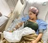 Lexa publicou um forte desabafo, na manhã deste domingo (02), para relembrar um mês do nascimento da filha, Sofia