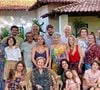 Glória Menezes se casou aos 17 anos em relação arranjada pela família: na foto, em 2022 após a morte de Tarcísio Meira com filhos, noras, genro e netos
