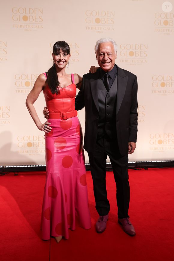 Par de Marisa Orth na novela 'Rainha da Sucata', Antonio Fagundes prestigiou o Golden Globes Brasil com a mulher, Alexandra Martins