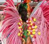 Alane Dias machucou o bumbum e ficou com ele ralado devido a sua fantasia no Carnaval 2025.