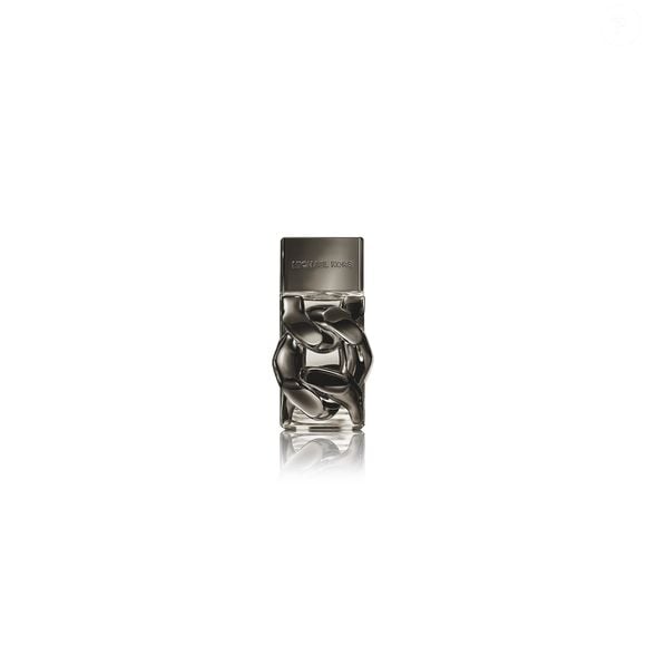 O perfume Absolu Pour Homme, de Michael Kors, equilibra a audácia das especiarias com uma profundidade magnética