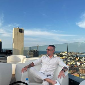 Mico Freitas ‘está bem. Está estável, consciente, falando e andando. Agora entramos numa fase de investigação para entender a causa’, relatou Kelly Key