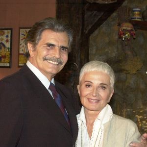 Em Beijo do Vampiro, de 2002, Tarcísio Meira interpretou o vampiro Bóris Vladescu, enquanto Glória Menezes viveu a esotérica Zoroasta, em uma das parcerias mais lembradas do casal na TV