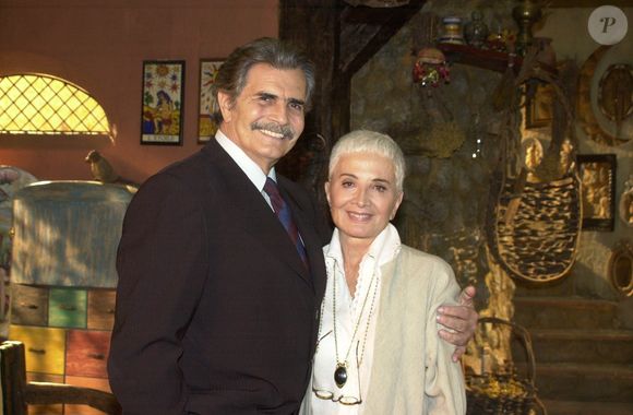 Em Beijo do Vampiro, de 2002, Tarcísio Meira interpretou o vampiro Bóris Vladescu, enquanto Glória Menezes viveu a esotérica Zoroasta, em uma das parcerias mais lembradas do casal na TV