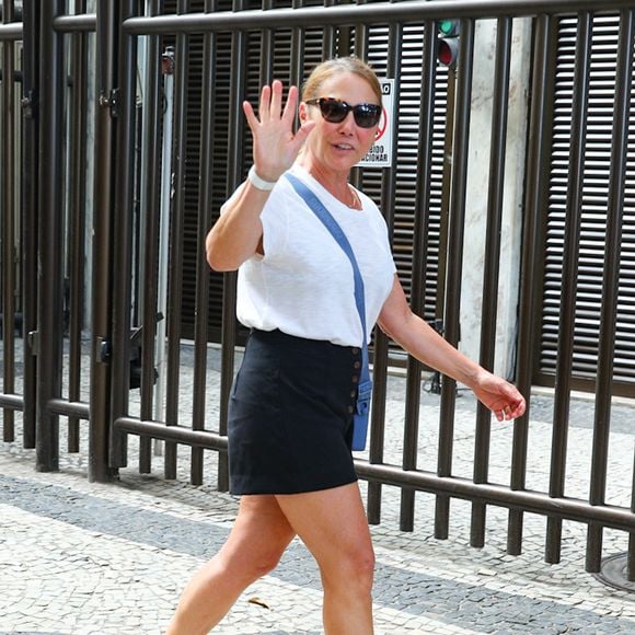 Heloísa Périssé na manifestação contra a anistia dos condenados pelo golpe de 8 de janeiro