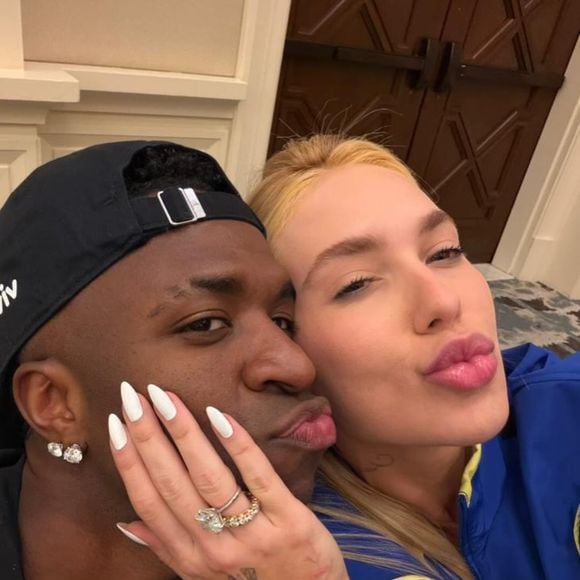 Vini Jr. disse que Virgínia é uma "mãe maravilhosa, uma empresária de alto nível e uma mulher que não mede esforços para que todos à sua volta estejam felizes"