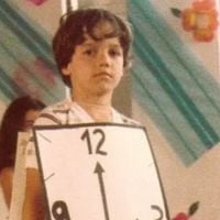44 anos atrás, esse menino fofo era um relógio em teatro da escola; hoje é um famoso para o maior prêmio do cinema mundial