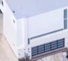 Enorme buraco de 9m se abriu diante da mansão de 4 andares de Nicolas Cage