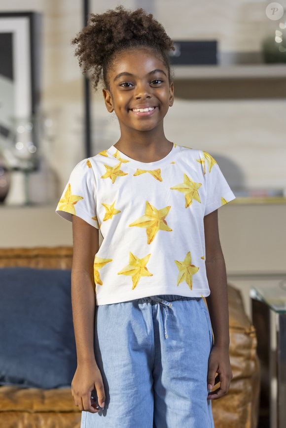 A atriz Luara Telles será Sarita, filha adotiva de Laís e Cecília, na novela 'Vale Tudo'