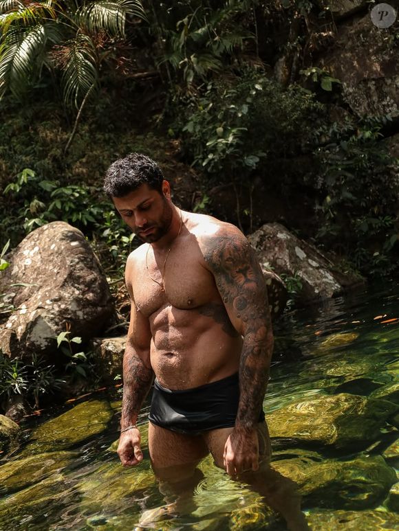 Jesus Luz no Privacy: para ter acesso às postagens do famoso é preciso desembolsar R$ 59,90 por mês