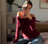 Nem preto, nem marrom: os tênis Adidas na cor 'enciclopédia Barsa', sucesso nas décadas de 80 e 90, são elegantes e confortáveis; ideais para mulheres 50+