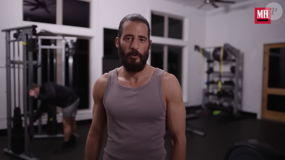 Jonathan Roumie compartilhou o seu treino para viver o protagonista da série em entrevista à Men's Health