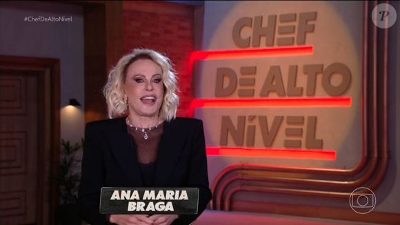 Inspirado no formato internacional "Next Level Chef", de Gordon Ramsay, o reality brasileiro apresenta como diferencial a Torre das Cozinhas, estrutura com 17 metros de altura que abriga três cozinhas em diferentes níveis, cada uma com mais ou menos recursos