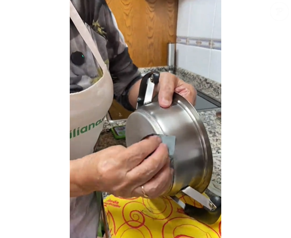 O resultado é que, em segundos e com o mínimo esforço, elas ficam brilhando de limpas e quase como novas.