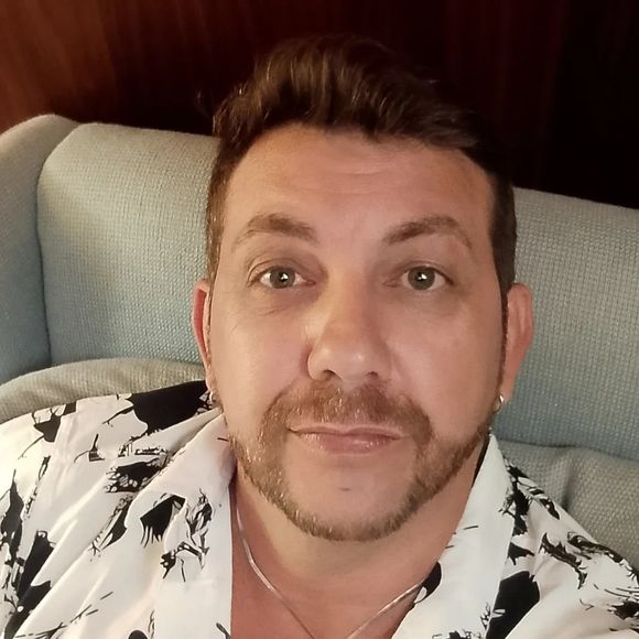 BBB 25: Edilberto é artista circense e interpreta o Palhaço Danoninho