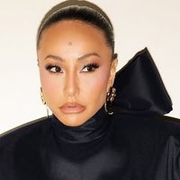 Com look de R$ 75 mil, Sabrina Sato lembra passado de humilhações no 'Pânico' e vibra ao encontrar Nicole Bahls na Globo: 'A gente venceu'