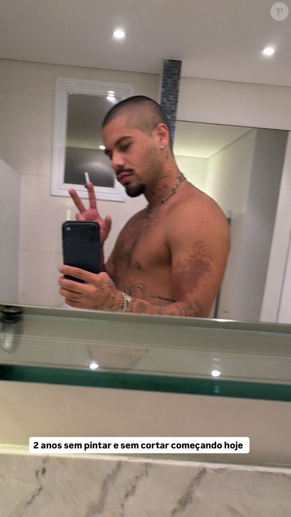 Zé Felipe apareceu com a cabeça raspada e anunciou uma nova promessa, desta vez ainda mais ousada