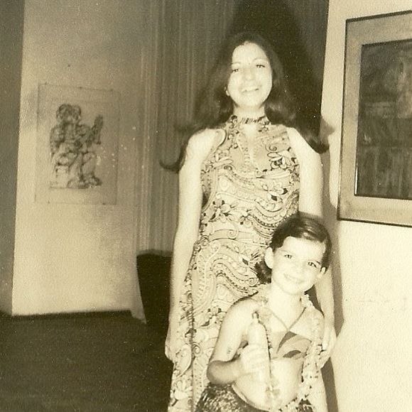 Rebeca é a mãe de Debora Bloch