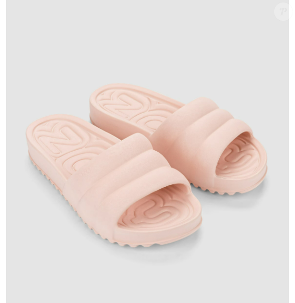 3. Zaxy Air Slide: esse slide produzido em EVA