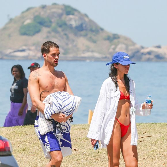 Bruna Marquezine e João Guilherme assumiram namoro em agosto deste ano