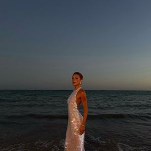 Em 2025, Marina Ruy Barbosa usou 12 vestidos - do curto ao longo - e comprovamos: é um mais bonito que o outro!