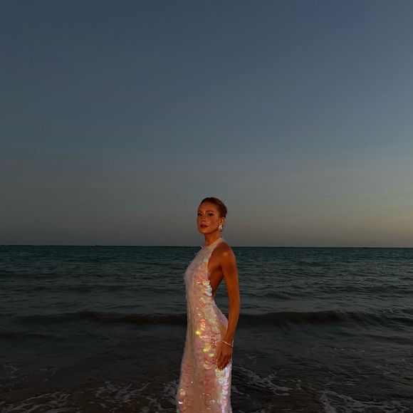 Em 2025, Marina Ruy Barbosa usou 12 vestidos - do curto ao longo - e comprovamos: é um mais bonito que o outro!