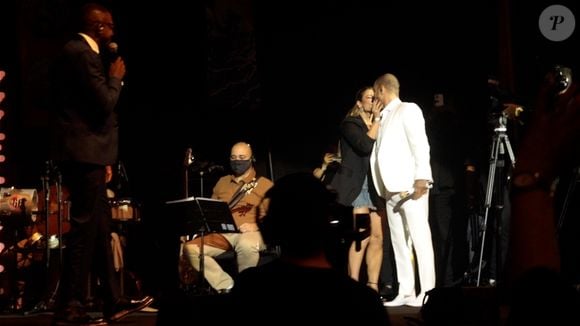 Com beijo em público em julho de 2021, Diogo Nogueira e Paolla Oliveira confirmaram o namoro