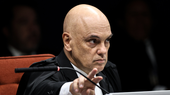 Como Alexandre de Moraes era com cabelo? Antes e depois do ministro do STF desperta curiosidade e fotos antigas vêm à tona