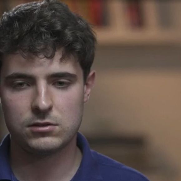 Filho mais velho de Gugu Liberato, João Augusto assumiu que se sente sozinho após a morte do pai