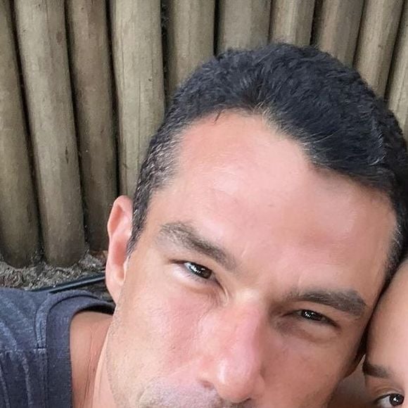 Isis Valverde e Marcus Buaiz já se casaram no civil em dezembro do ano passado