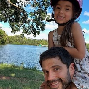 Zoe é filha de Sabrina Sato e Duda Nagle