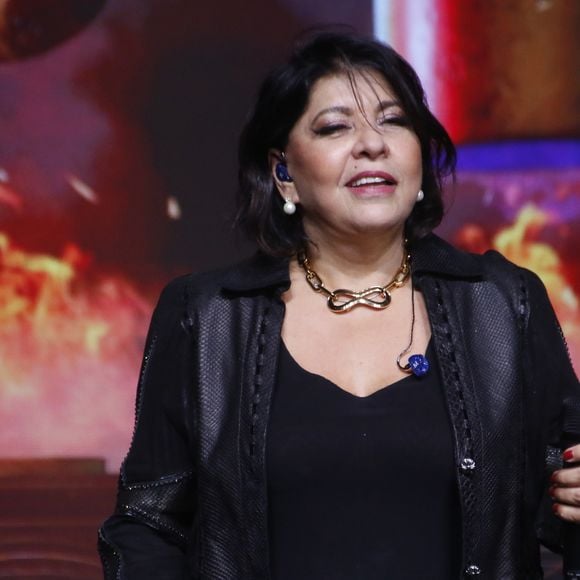 Roberta Miranda fez duras críticas a Paula Fernandes em entrevista ao programa ‘Roda Viva’, da TV Cultura