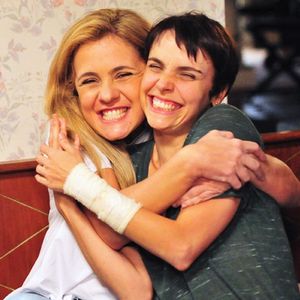 O medo de Débora Falabella é o mesmo de Adriana Esteves: Nina de 'Avenida Brasil' aceitou continuação de novela da Globo, mas palavra mágica quase a fez desistir: responsabilidade