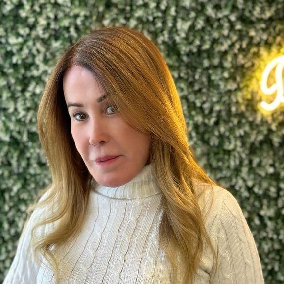 Zilu Godoi, ex-esposa de Zezé Di Camargo, está envolvida em uma nova polêmica devido ao seu namoro