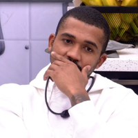 Acusações de homofobia, racismo e mais: 5 episódios de Matheus no 'BBB 26' que podem levar o brother à rejeição no Paredão