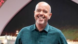 Alex Escobar vai sair da Globo? Substituído por Lucas Gutierrez no 'Fantástico', jornalista não dá adeus à emissora; veja o que ele fará!