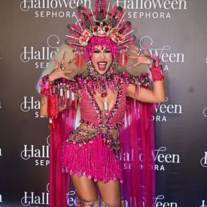 'Medo de envelhecer e ficar rabugenta assim', comentário da web sobre fala de Luana viraliza nas redes a respeito de fantasia de Elke Maravilha no Halloween