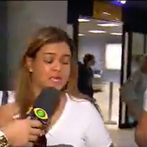 Preta Gil recusou flores e pedido de desculpas de Nicole Bahls e Maya Massafera no aeroporto