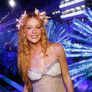 Marina Ruy Barbosa viu desfiles na Sapucaí no Carnaval 2026