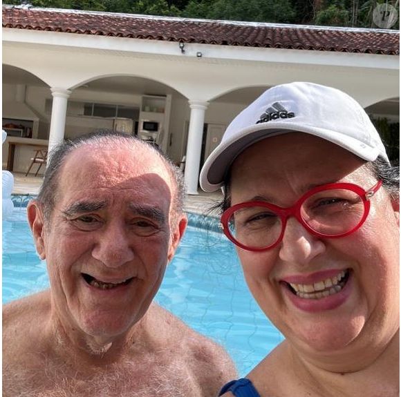 Lilian Aragão revelou, em entrevista à revista Caras, que Renato Aragão ‘começou do zero’ novamente após se casar com ela