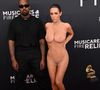 notícia veio logo depois que West e Censori deixaram todos chocados no tapete vermelho do Grammy Awards de 2025, quando ela viralizou ao usar um vestido nu sem nada por baixo.