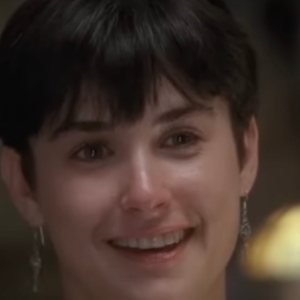 Um dos filmes mais famosos de Demi Moore foi 'Ghost – Do Outro Lado da Vida' em 1990