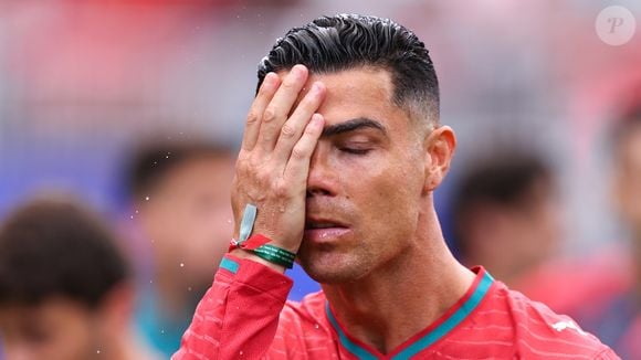 Cristiano Ronaldo teve a segurança reforçada durante a Copa do Mundo 2026 após um homem ser preso dentro do hotel onde a seleção portuguesa estava hospedada