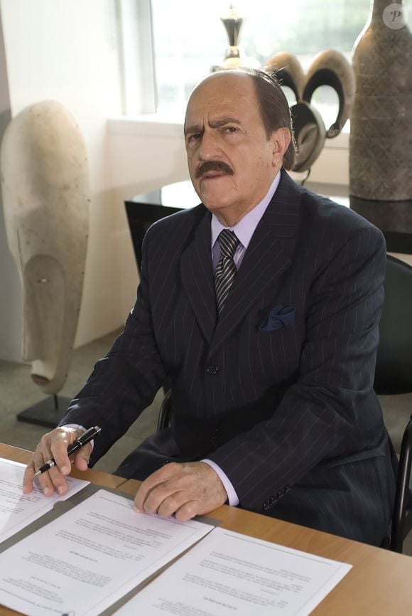 Jaques Conti era dono de joalheria como Arthur