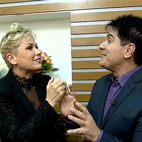 Em 2016, César Filho sugeriu durante o “Hoje em Dia”, da Record, que Xuxa levasse o “XuChá” para um estádio de futebol, mas a apresentadora caiu na gargalhada diante da possibilidade