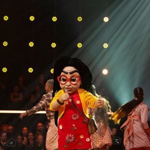 'The Masked Singer Brasil 2025' lembra personagens importantes das novelas da Globo, como dona Lourdes (Regina Casé, 'Amor de Mãe')
