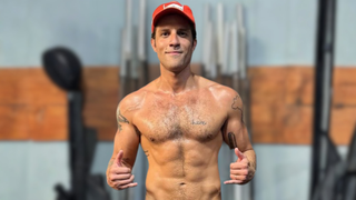 Teria coragem de experimentar estes perfumes esquisitos? Lista BIZARRA com 5 fragrâncias inclui cheiros de pólvora, gasolina e suor